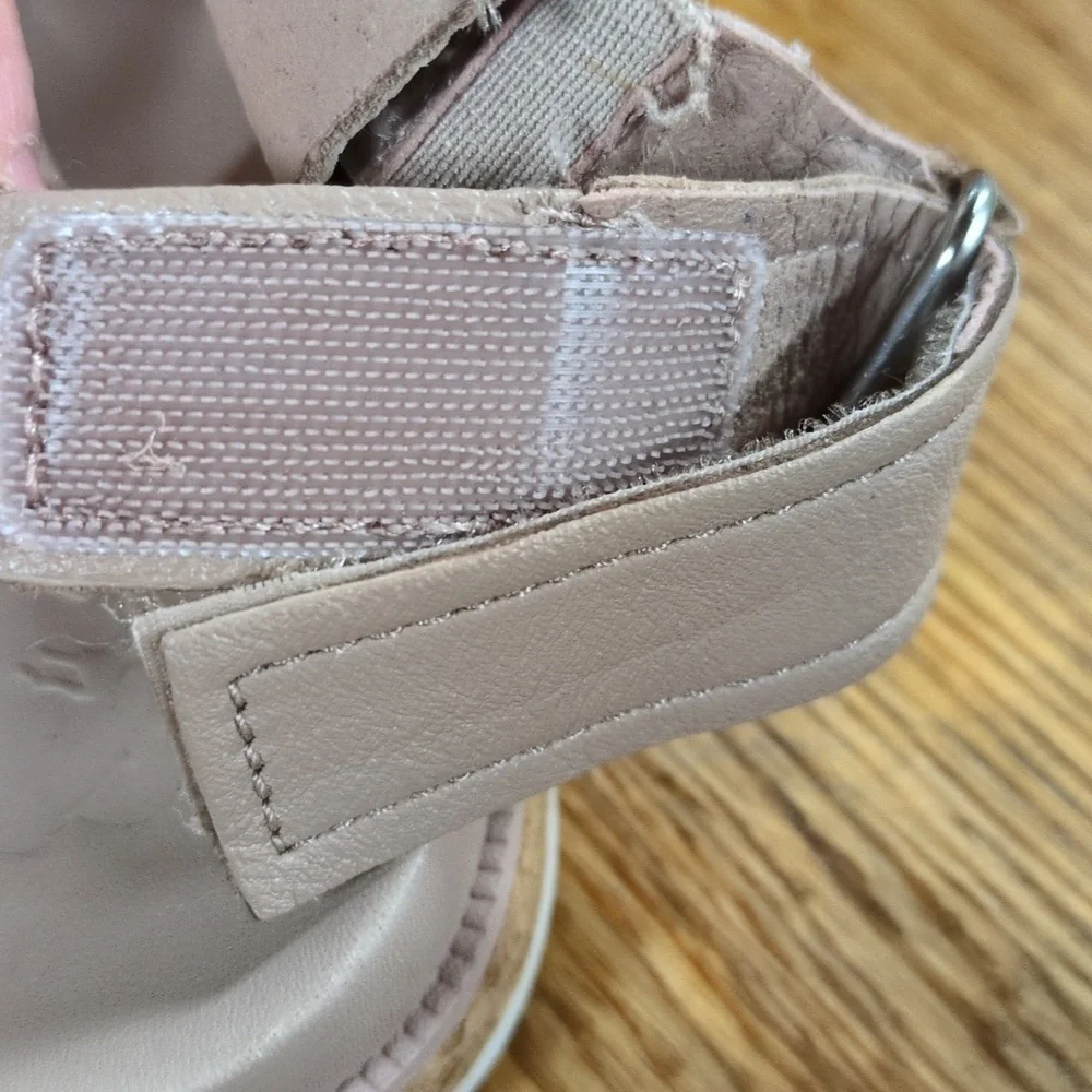 Sorel Roaming Criss Cross Sandals Mauve Leather Size 7.5 - Picture 9 of 12